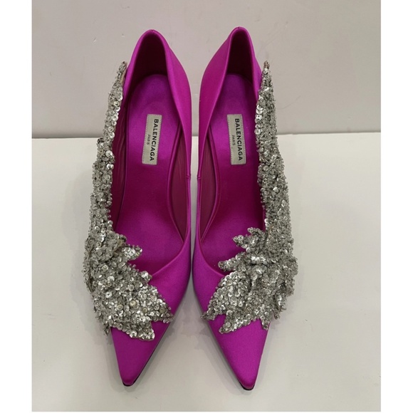 New Balenciaga Pumps - size 40 - Picture 2 of 5